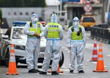 New Virus in China HMPV: चीन में फिर खतरनाक वायरस ने बरपाया कहर, अब तक 170 लोगों की मौत, इन 18 देशों में भी फैला संक्रमण