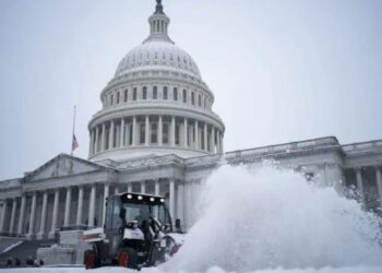 ट्रम्प के शपथ समारोह पर बर्फीले तूफान का ग्रहण ! वाशिंगटन में आपातकाल घोषित, लोगों को घरों से न निकलने का आदेश