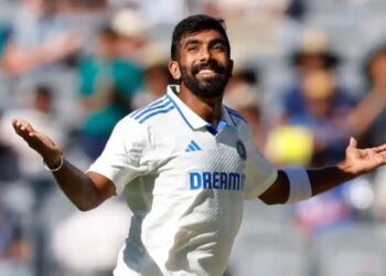 बुमराह ने रचा इतिहास, बने ICC क्रिकेटर ऑफ द ईयर’ अवॉर्ड जीतने वाले पहले भारतीय तेज गेंदबाज