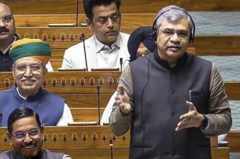 रेलवे का बड़ा फैसला, वेटिंग टिकट तो स्टेशन पर नहीं मिलेगी एंट्री!, संसद में मंत्री ने दे दी बड़ी जानकारी