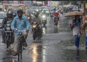 2, 3, 4 अप्रैल तक गरज-बिजली के साथ भारी बारिश, 60 किमी प्रति घंटे की रफ्तार से चलेंगी तेज हवाए