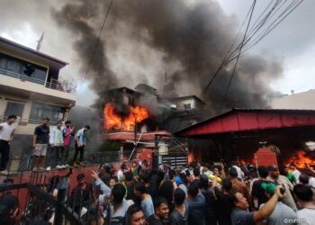 बालेंद्र शाह को PM बनाने की मांग के बीच, सेना प्रमुख और राष्ट्रपति ने की शांति की अपील, भारत से नेपाल जाने वाले विमान रद्द; सीमा पर अलर्ट