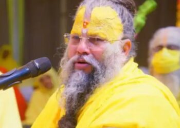 प्रेमानंद महाराज जी को लेकर आई बुरी खबर, डाक्टरों ने दी बड़ी सलाह