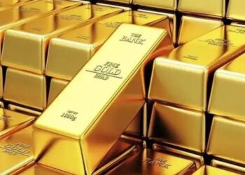 Gold Price Drop: खुशखबरी! सोने-चांदी की कीमतें हुईं धड़ाम, 12 साल की सबसे बड़ी गिरावट, बाजार में मचा हड़कंप