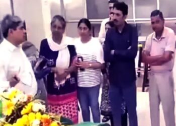 जीते जी पूछा नहीं…मरने के बाद वृद्धाश्रम शव लेने पहुंचा बेटा, अंतिम इच्छानुसार- छूने तक नहीं दिया