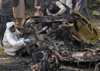 पाकिस्तान में आत्मघाती हमला, इस्लामाबाद कोर्ट की पार्किंग में कार धमाके से 9 की मौत, 21 घायल