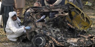 पाकिस्तान में आत्मघाती हमला, इस्लामाबाद कोर्ट की पार्किंग में कार धमाके से 9 की मौत, 21 घायल