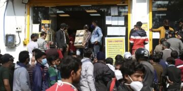 पीने वालों की बल्ले बल्ले, दिल्ली में अब होली पर खुली रहेंगी शराब की दुकानें, ड्राई डे की लिस्ट से बाहर