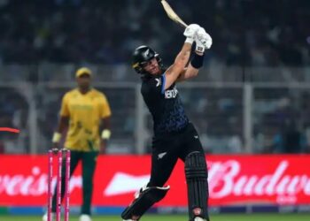 Finn Allen World Record: 10 चौके, 8 छक्के, 33 गेंद में सबसे तेज़ शतक, टी20 वर्ल्ड कप के इतिहास में अमर हो गए फिन ऐलन