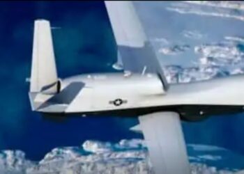 Iran US Ceasefire: बीच हवा में 1600 करोड़ का अमेरिकी ड्रोन गायब! स्ट्रेट ऑफ होर्मुज के ऊपर रहस्यमयी तरीके से हुआ लापता