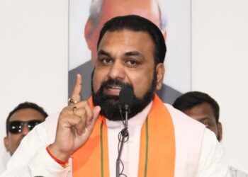 Bihar Government Rule: समय पर नहीं पहुंचे ऑफिस तो जाएगी नौकरी, बिहार सरकार का कर्मचारियों के लिए नया और सख़्त नियम लागू