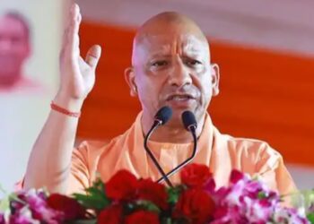 मुख्यमंत्री योगी ने जातिवाद के नाम पर समाज को कमजोर करने वालों के खिलाफ किया आगाह