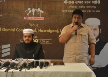 मदरसों में संविधान और कानून की शिक्षा की नई पहल, मौलाना काब रशीदी की किताब बनी जागरूकता का माध्यम : सलीम बेग