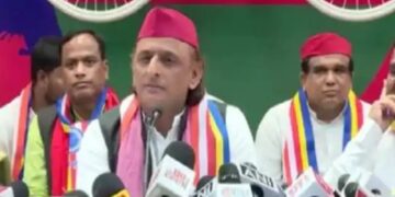 सिद्धार्थनगर में पानी की टंकी पर हादसा: अखिलेश यादव ने भाजपा पर लगाया भ्रष्टाचार का आरोप