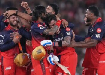RCB ने रचा इतिहास, बनी चैंपियन, बरसा छप्परफाड़ पैसा, IPL जीतकर मालामाल हुई टीम, मिले इतने करोड़