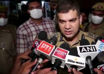 प्रयागराज में एक ही परिवार के 4 लोगों की हत्या, करोड़ों के थे मालिक, दुर्गंध आने पर मामले का हुआ खुलासा