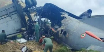असम के जोरहाट एयरबेस पर बड़ा हादसा, लैंडिंग के दौरान वायुसेना का AN-32 विमान क्रैश