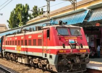 अब ट्रेन में बिना टिकट यात्रा पर भरना होगा दोगुना जुर्माना, रेलवे ने ले लिया बड़ा फैसला