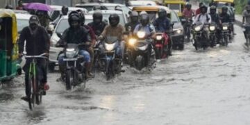 उत्तर प्रदेश में मानसून हुआ एक्टिव, 24 जिलों में भारी बारिश का अलर्ट; बिजली गिरने की चेतावनी