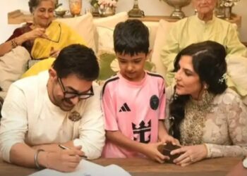 Aamir Khan Wedding: आमिर खान ने रचाई तीसरी शादी, गौरी स्प्रैट बनीं दुल्हन, देखिये तस्वीर