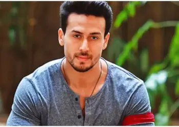 Tiger Shroff Firing: मुंबई में टाइगर श्रॉफ पर फायरिंग, बाइक सवार बदमाशों ने की गोलीबारी, ड्राइवर और रिक्शा चालक घायल