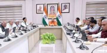 उत्तर प्रदेश की योगी सरकार के 22 बड़े फैसले, शिक्षा कर्मचारियों को कैशलेस इलाज और गाय पालने पर ₹50 हजार तक अनुदान